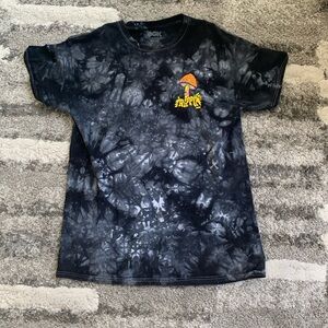 Black and gray DGK T-Shirt Size M